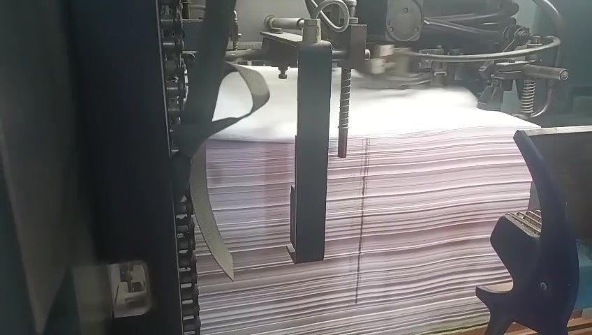 Paper stack loaded at a press feeder